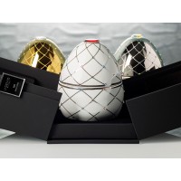 Oeuf Blanc Haut de gamme au treillis argenté