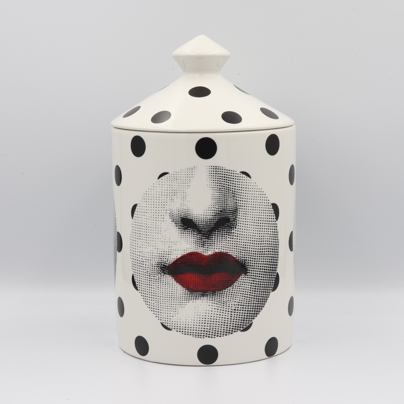 Bougie Fornasetti Comme des Forna - Spa de luxe Cours Mirabeau Aix